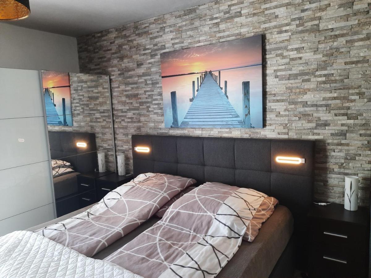 אוברהאוזן Joys Ferienwohnung מראה חיצוני תמונה